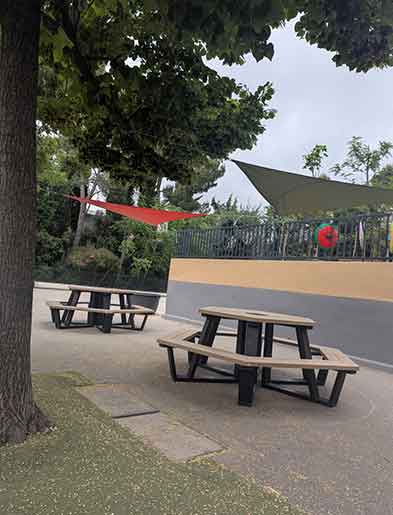 SP Signalétique : votre expert dans et la pose d’un panneau signalétique pour un circuit œnotouristique